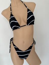 Load image into Gallery viewer, Striped bikini set M-L