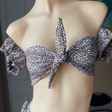 Load image into Gallery viewer, Customisable Whitehaven Off Shoulder Strapless Bikini Top