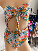 Load image into Gallery viewer, Strapless one piece (s-m)