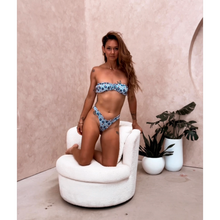 Load image into Gallery viewer, Customisable Amalfi Ruched Strapless Top