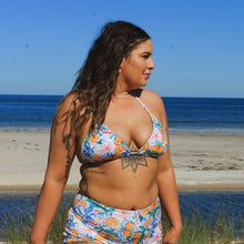 Load image into Gallery viewer, Customisable Tully String Bikini Triangle Top