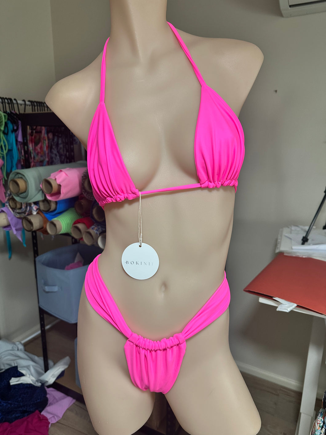 Hot pink triangle top bikini set 8-10